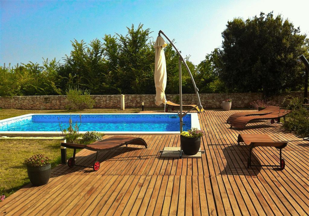 Villa Nana - Modern Villa With A Pool Surrounded By Nature, Istria-Pula Valtura Buitenkant foto