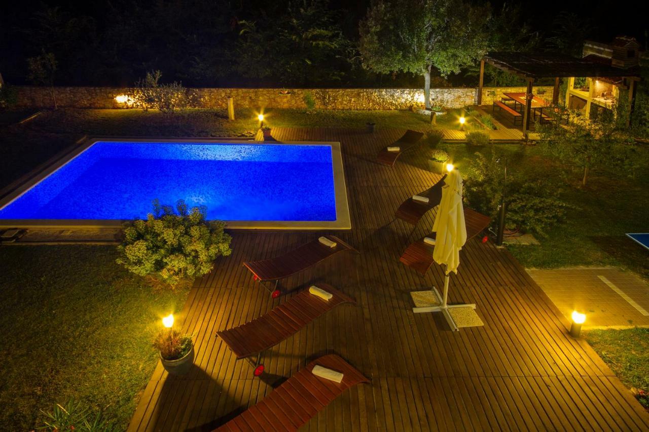 Villa Nana - Modern Villa With A Pool Surrounded By Nature, Istria-Pula Valtura Buitenkant foto